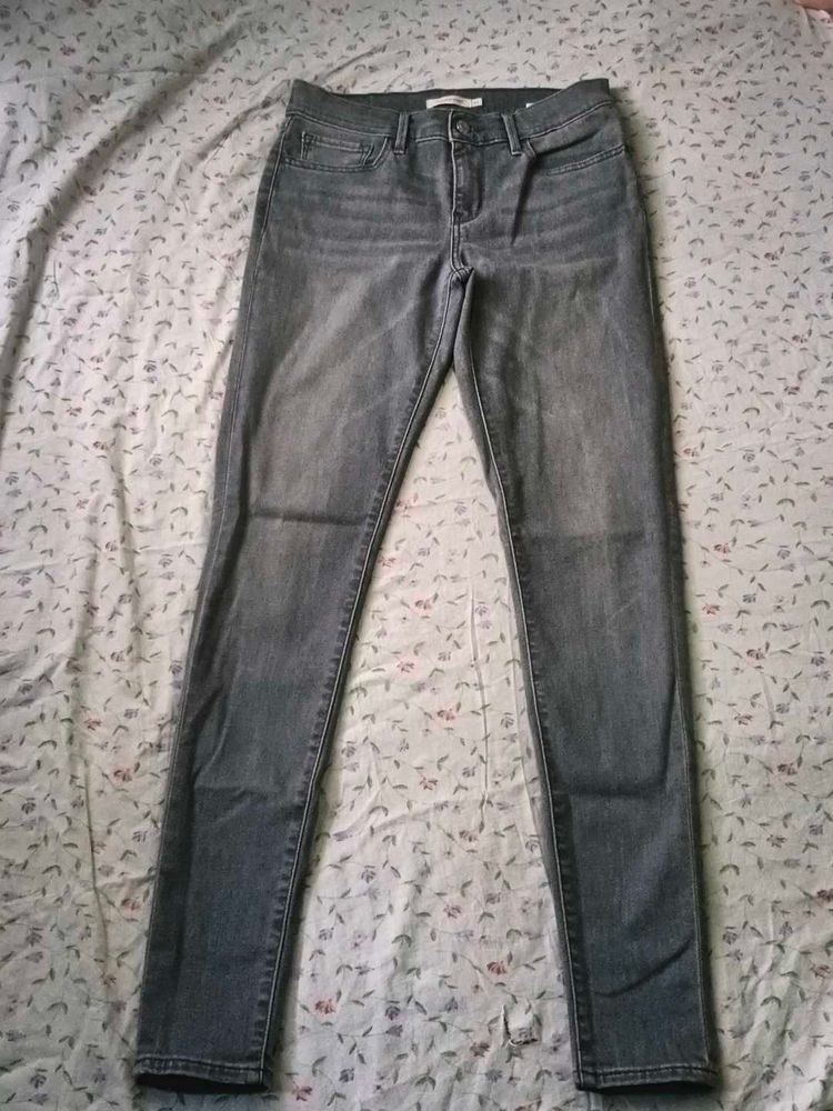Levi&#39;s Women Grey 710 Skinny Jeans