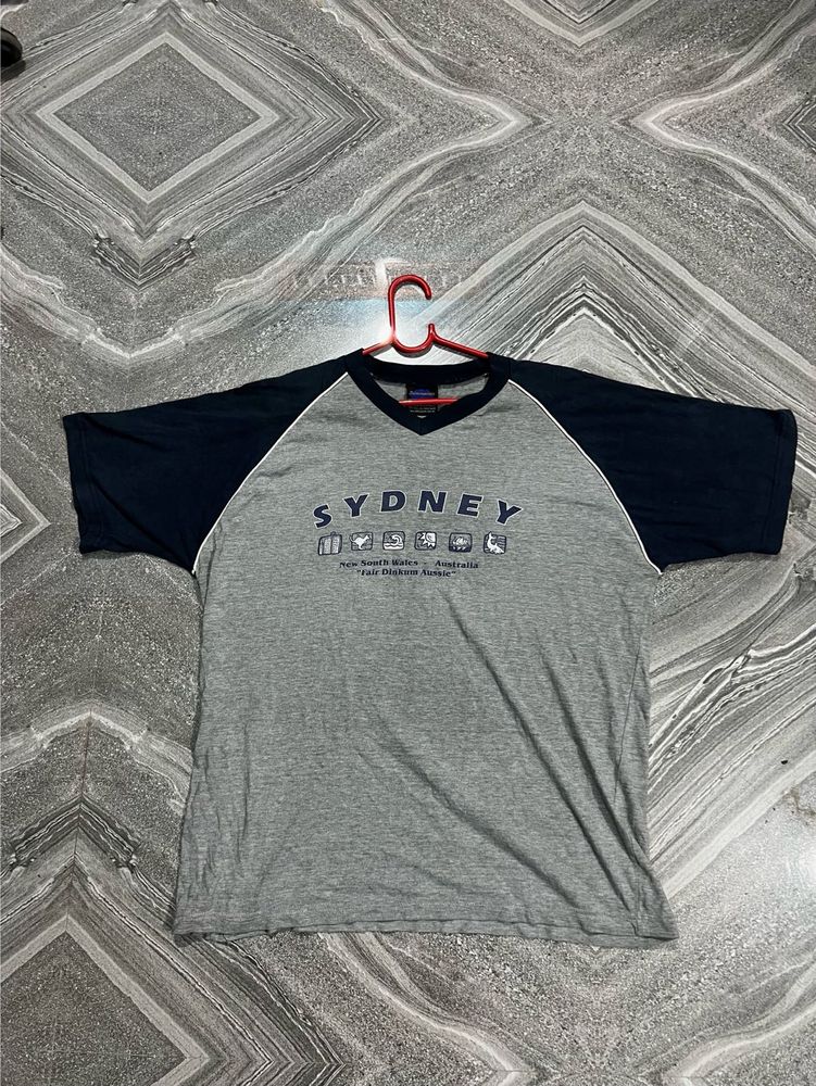 Vintage 90s Samsousan Sydney Tee