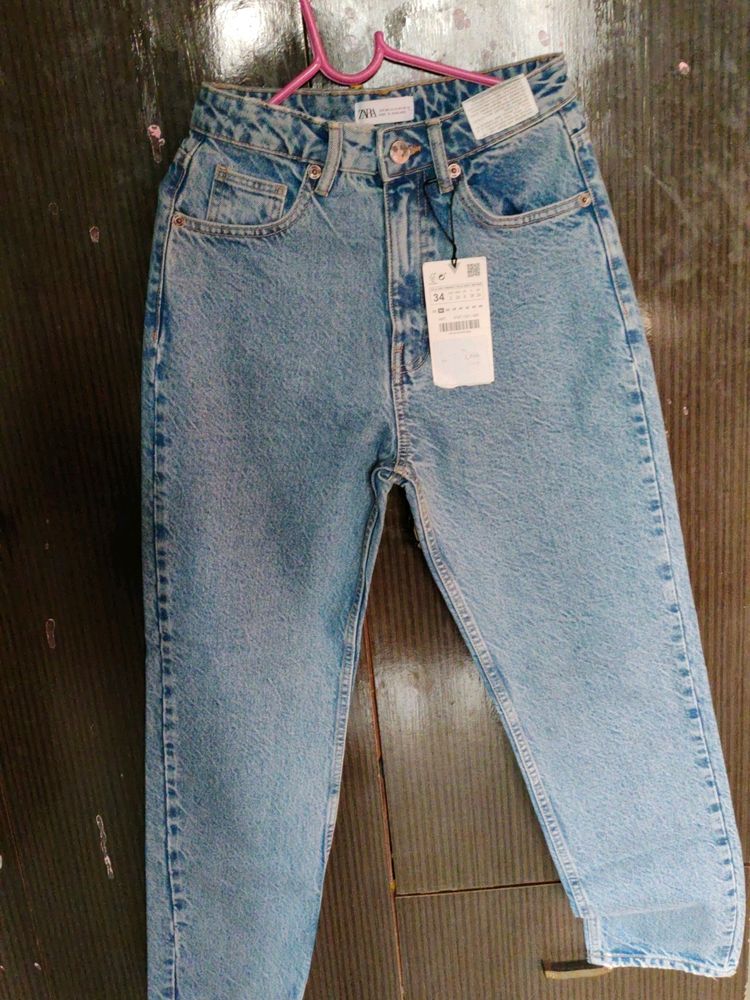 Zara High-waisted Blue Mom Fit Jeans