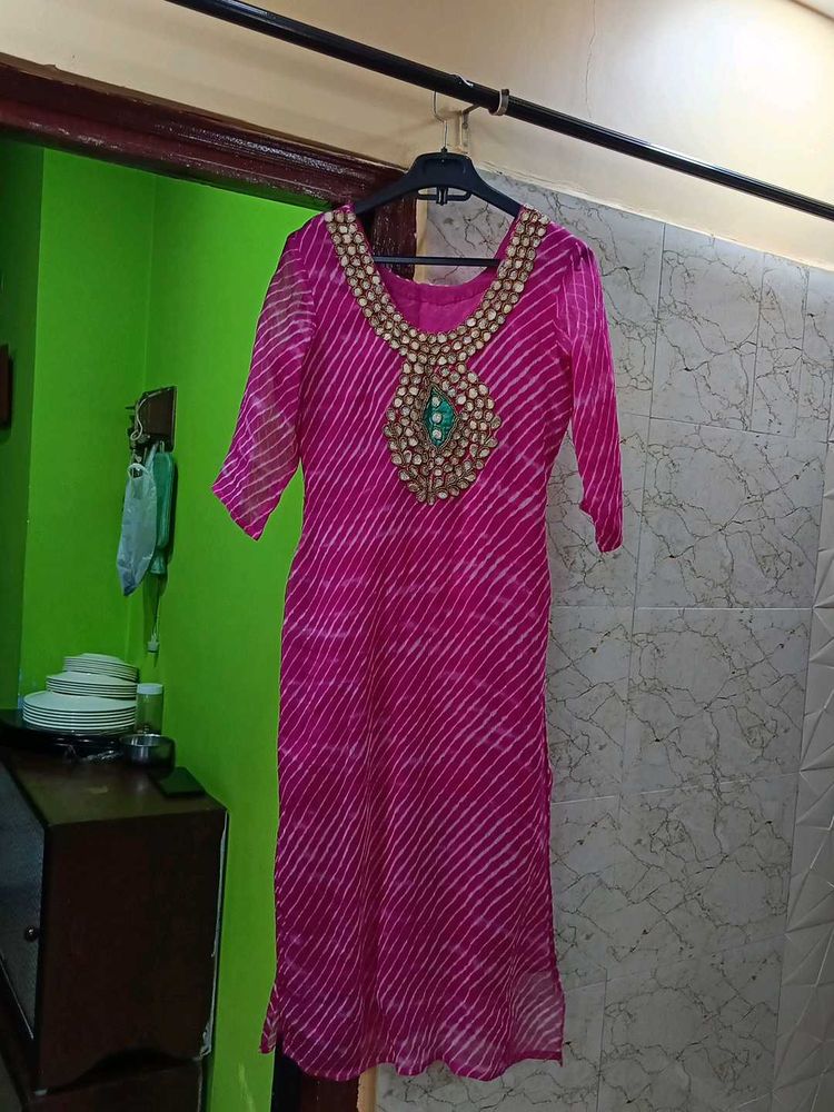 Elegant Pink Kurta With Dupatta