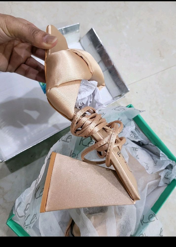 Price Dropped - New BoxedBranded Heels Ket Importa