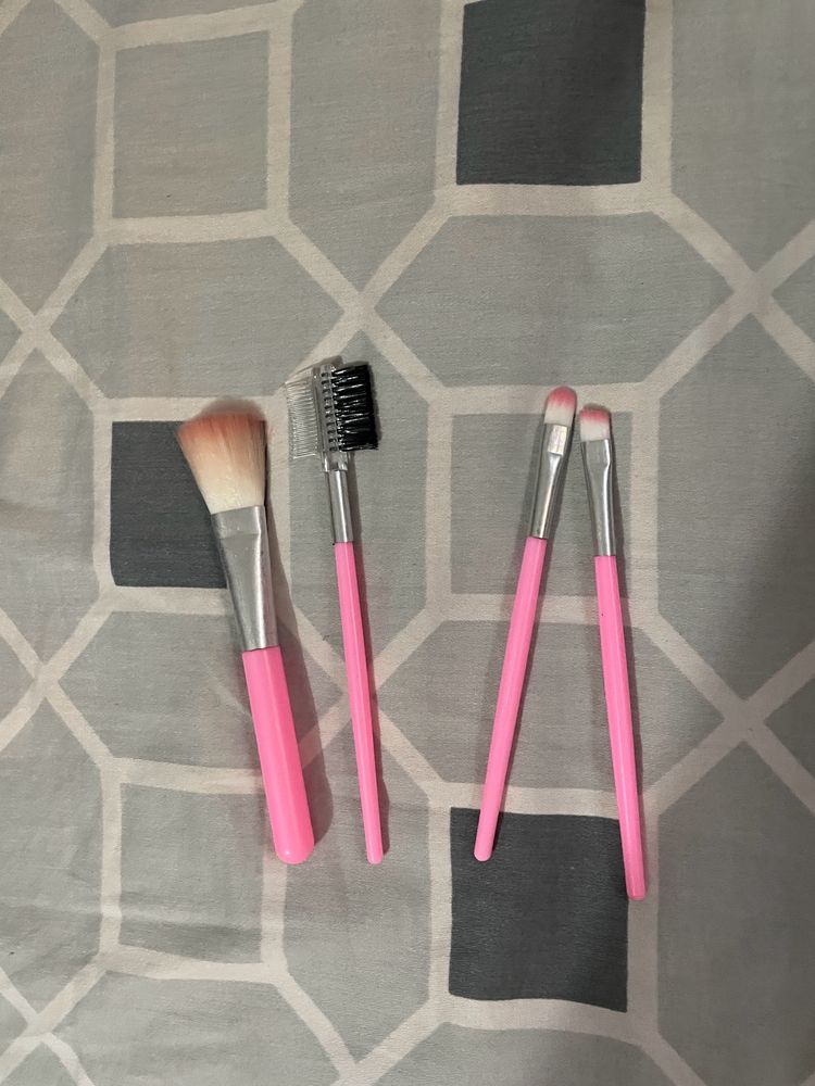 Makeup Accesssories