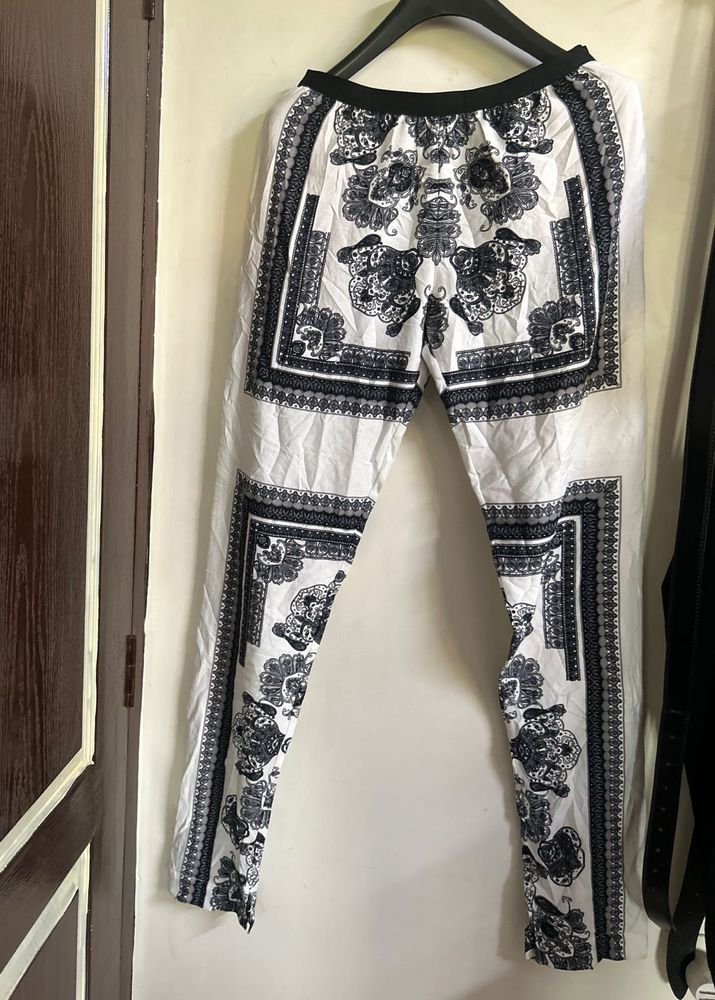 Patterned Casual Pants
