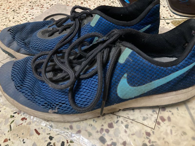 Nike Sneakers And Sandals