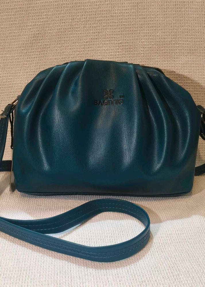 Trending Sling Bag ✨