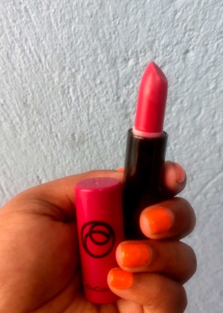 Oriflame Mini Cream Lipstick Shade Sassy Red