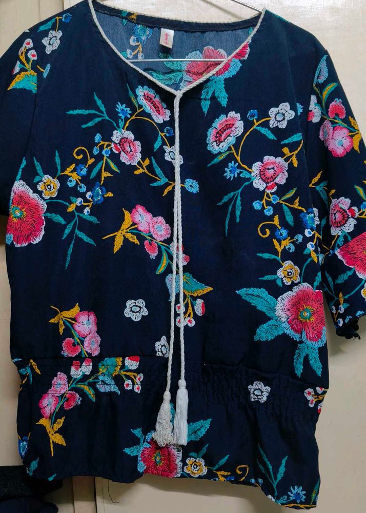 A Cute Korean Style Top