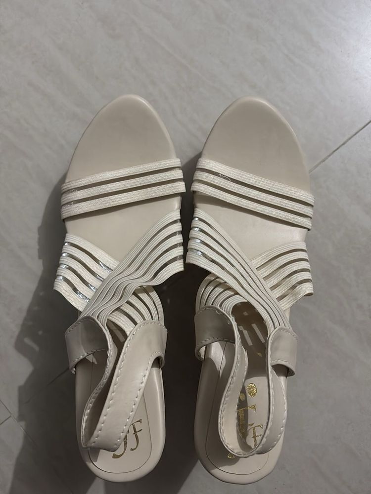 JF Cream Elastic Strap Heels - Size 7