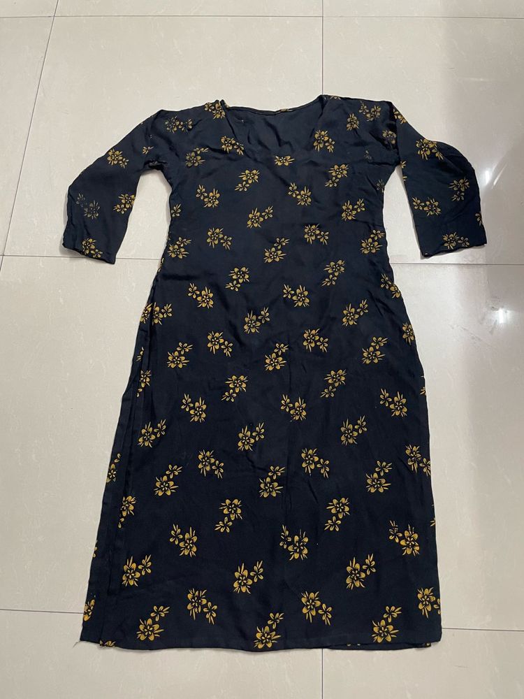 Black Kurta With Floral Print