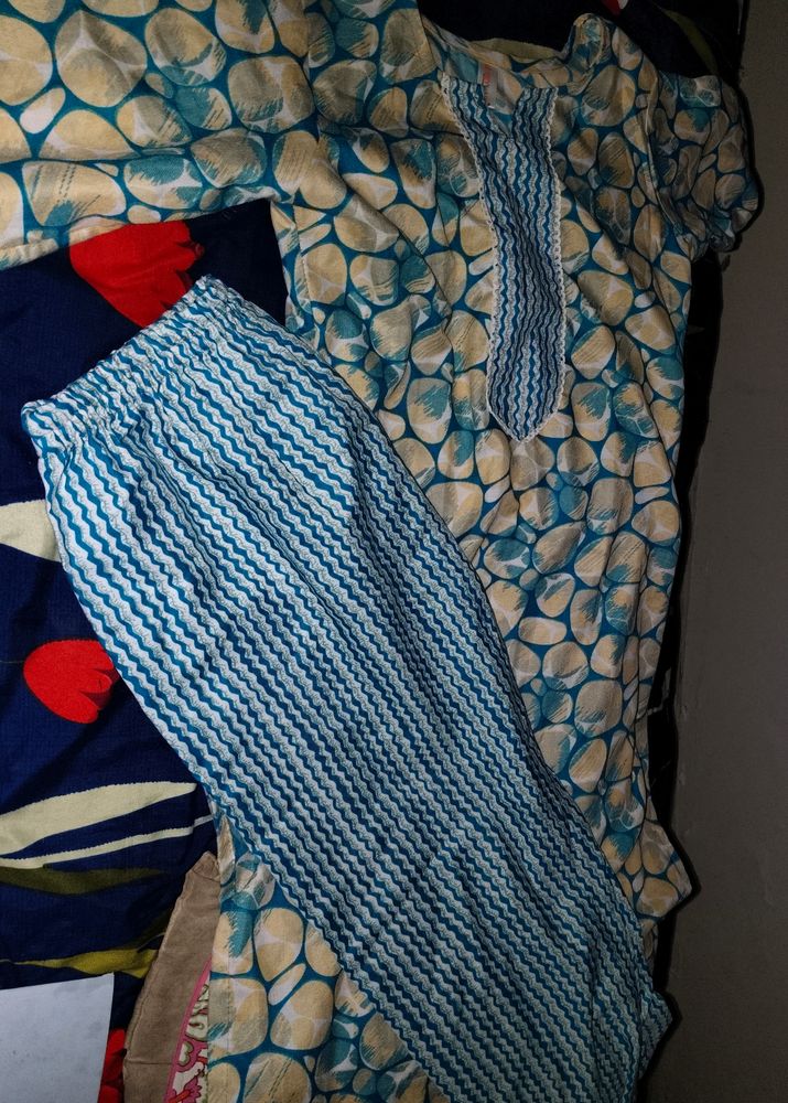 The Size Is Xl Of This Kurta And Pant.This New