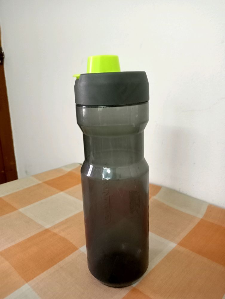 Decathlon Bottle