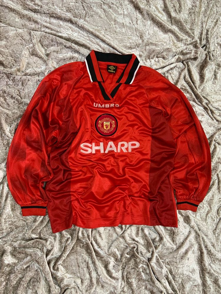 Umbro manchester united jersey