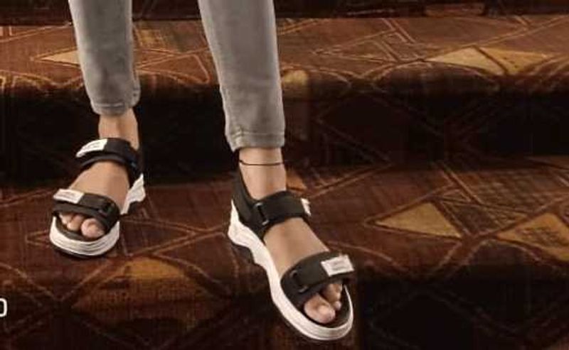 Fashion Casual Sendal 😍🖤🔥