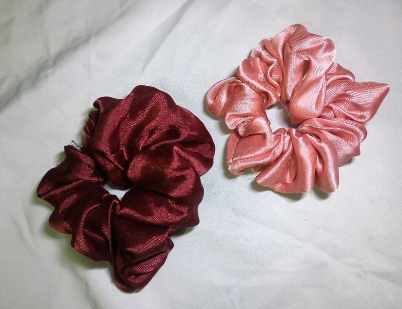Satin Scrunchie Set pastel pink and maroon