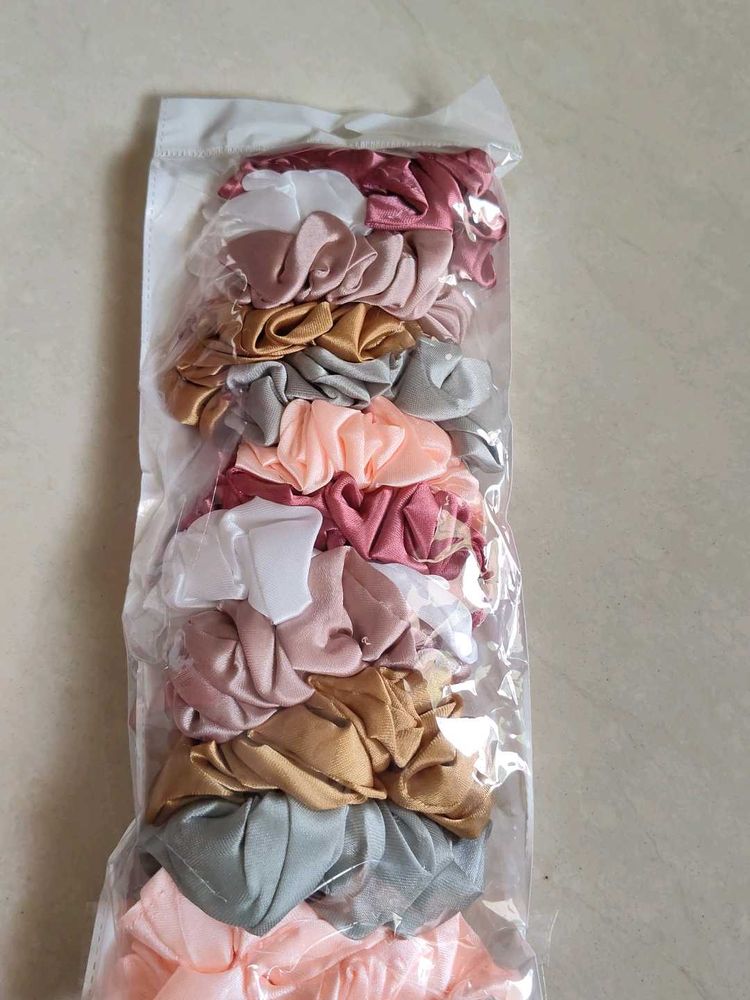Colorful Scrunchie Set - New