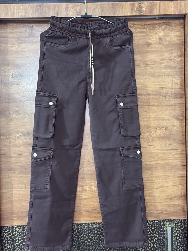 Brown Cargo Pants❤️