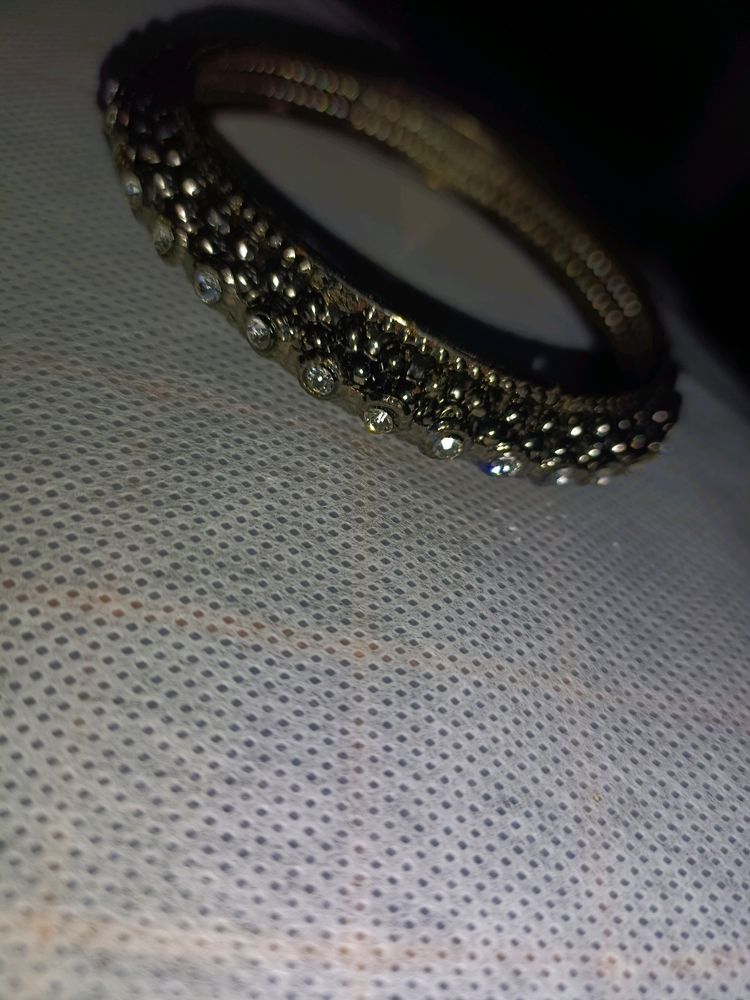 Silver Oxidised Bangles Along With Four Kade