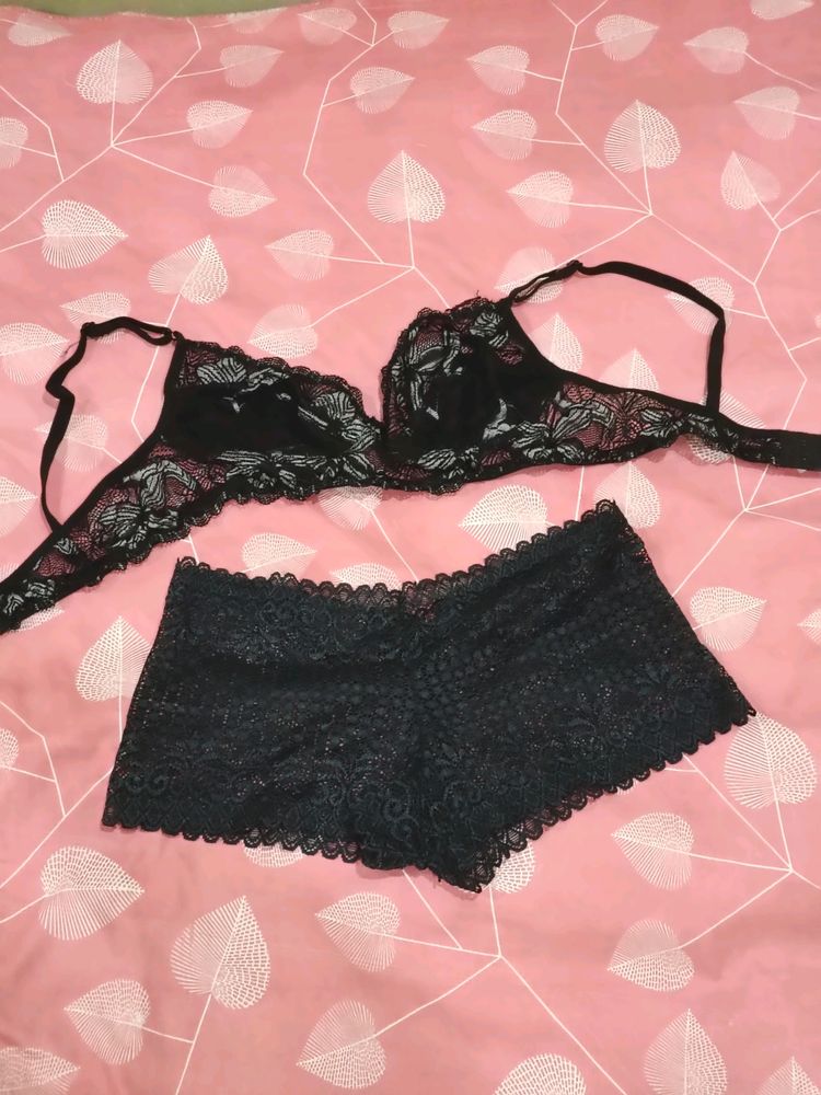 Black Bikini Set