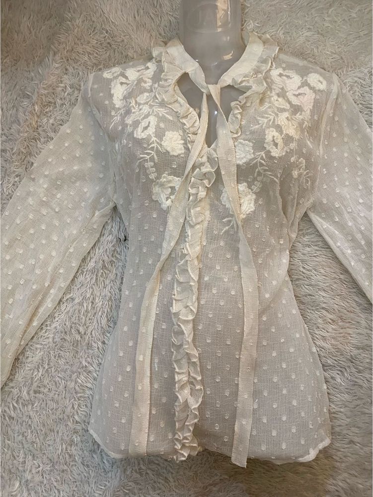 ZARA Elegant Embroidered Top