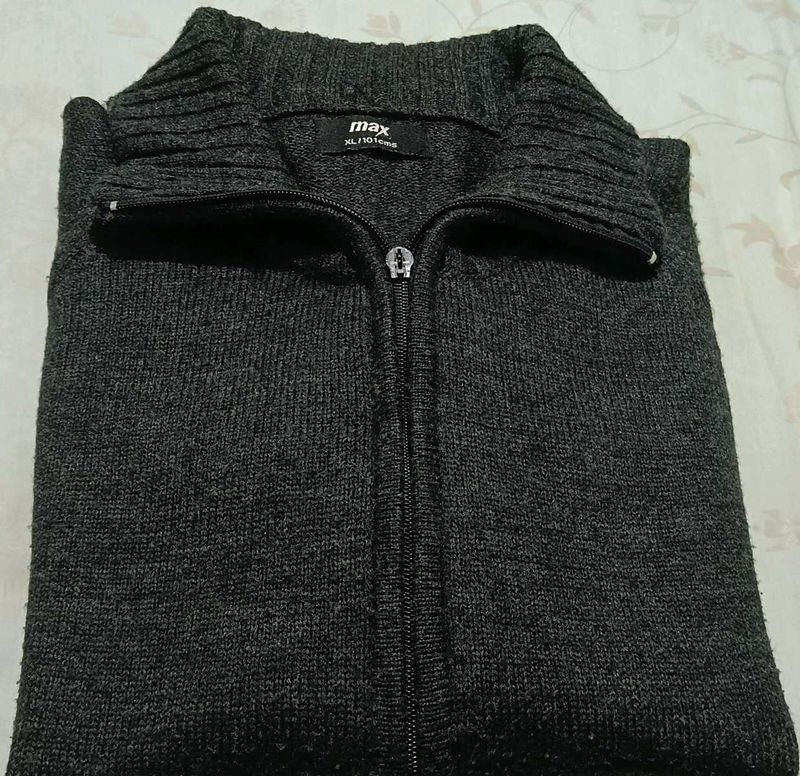 MAX Grey Knit Cardigan