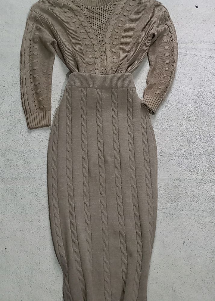 Two Piece Fits S-M