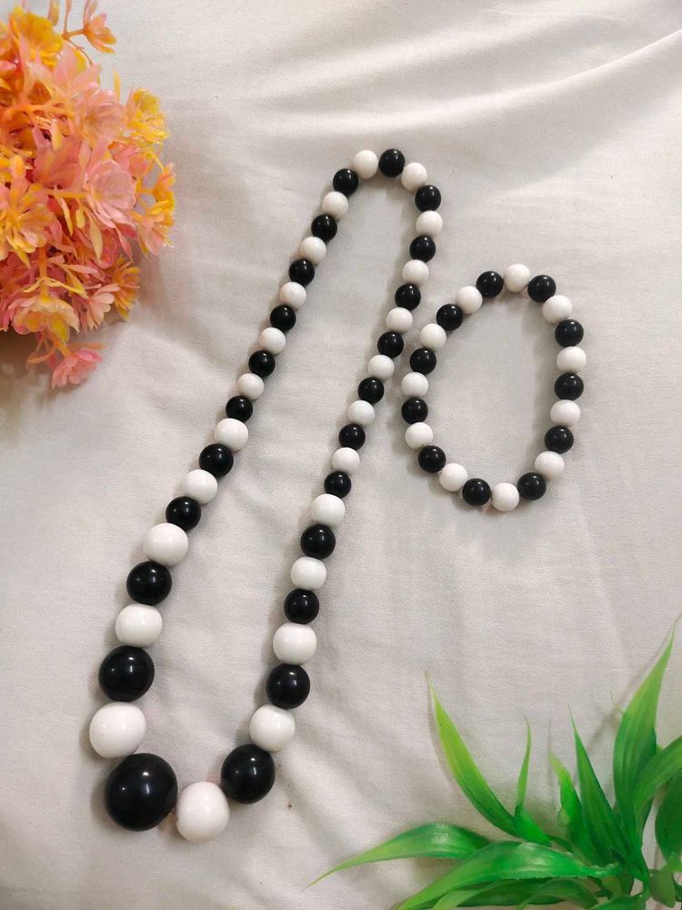 Aesthetic Black And White Necklace An Bracelet Set