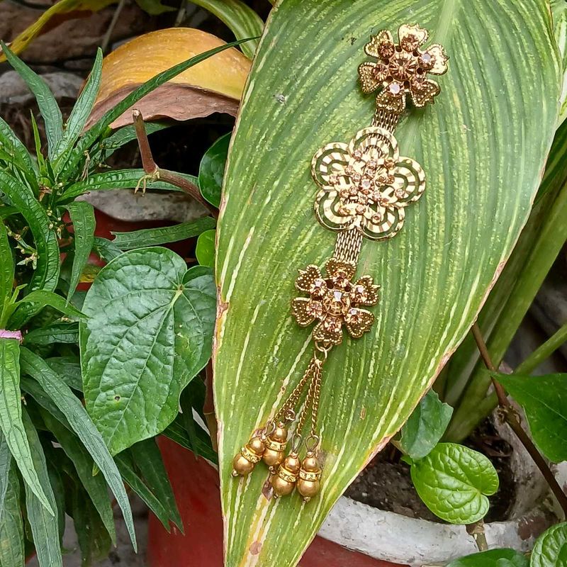 Elegant Golden Long Brooch