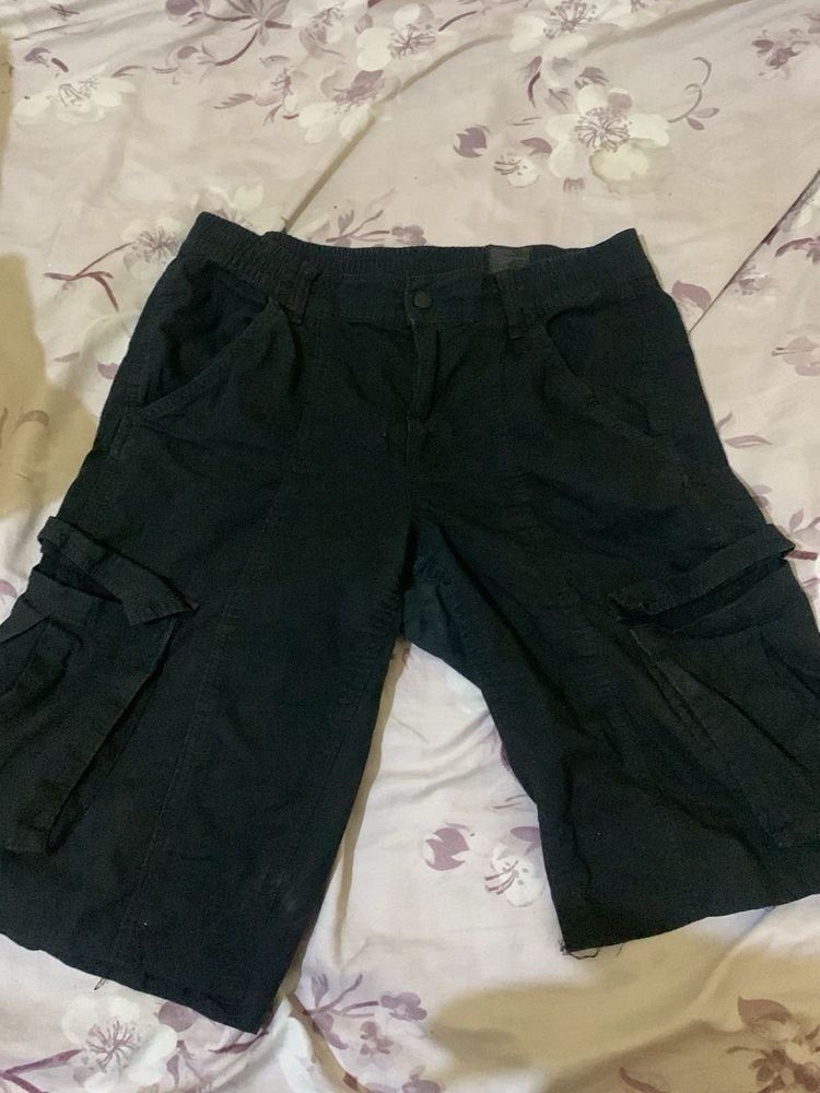 H&amp;m Black Cargo Shorts
