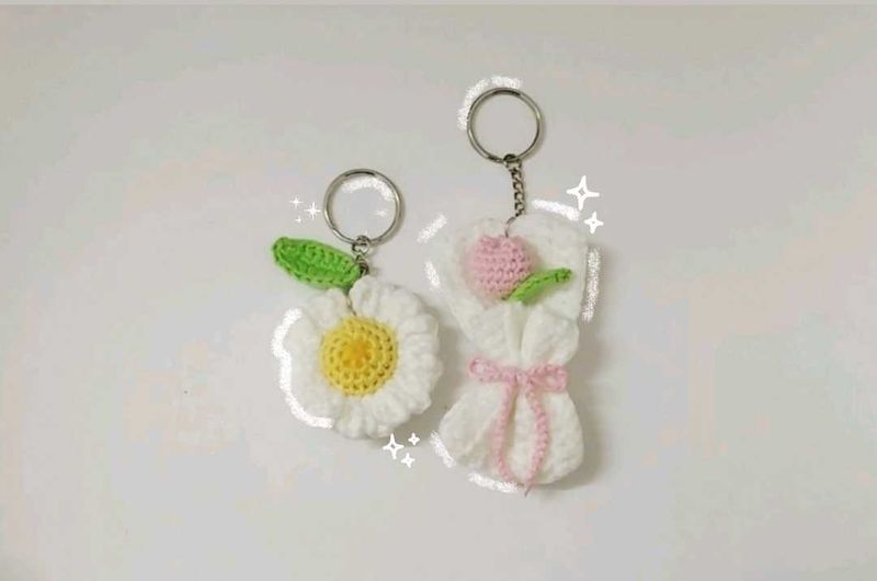 Mini Bouquet and Daisy Crochet Keychains(Combo)