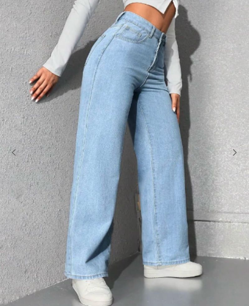 Light Wash Wide Leg Jeans