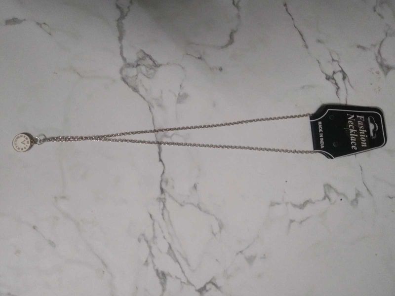 Silver Fashion Necklace