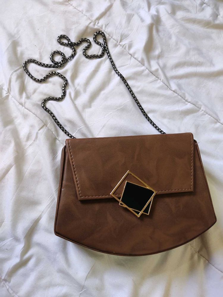 Chic Brown Crossbody Bag