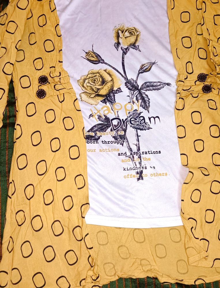 Beautiful Top 👕🧿
