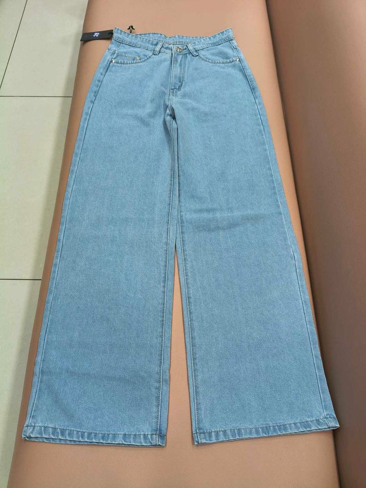 Wide leg jeans