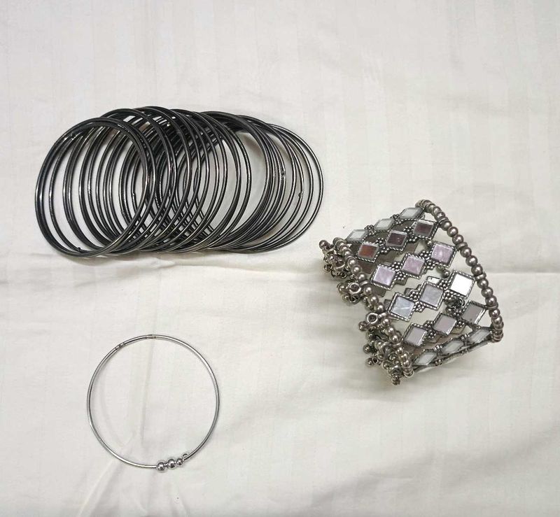 Bangles &amp; Bracelet