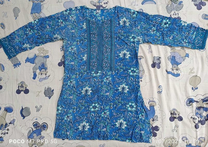 Blue Floral Print Tunic