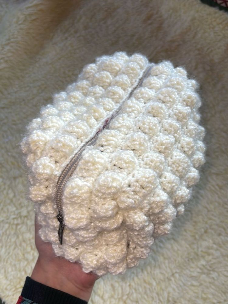 bubble Crochet Pouch