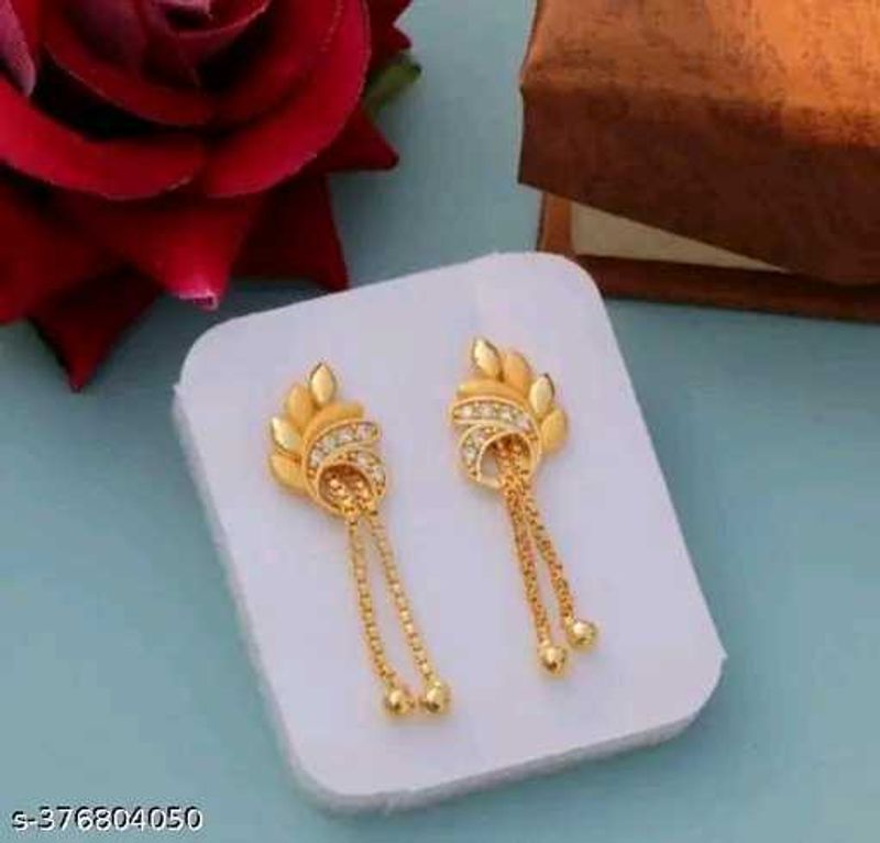 Catalog Name:*Essential Earrings &amp; Studs*Base Meta