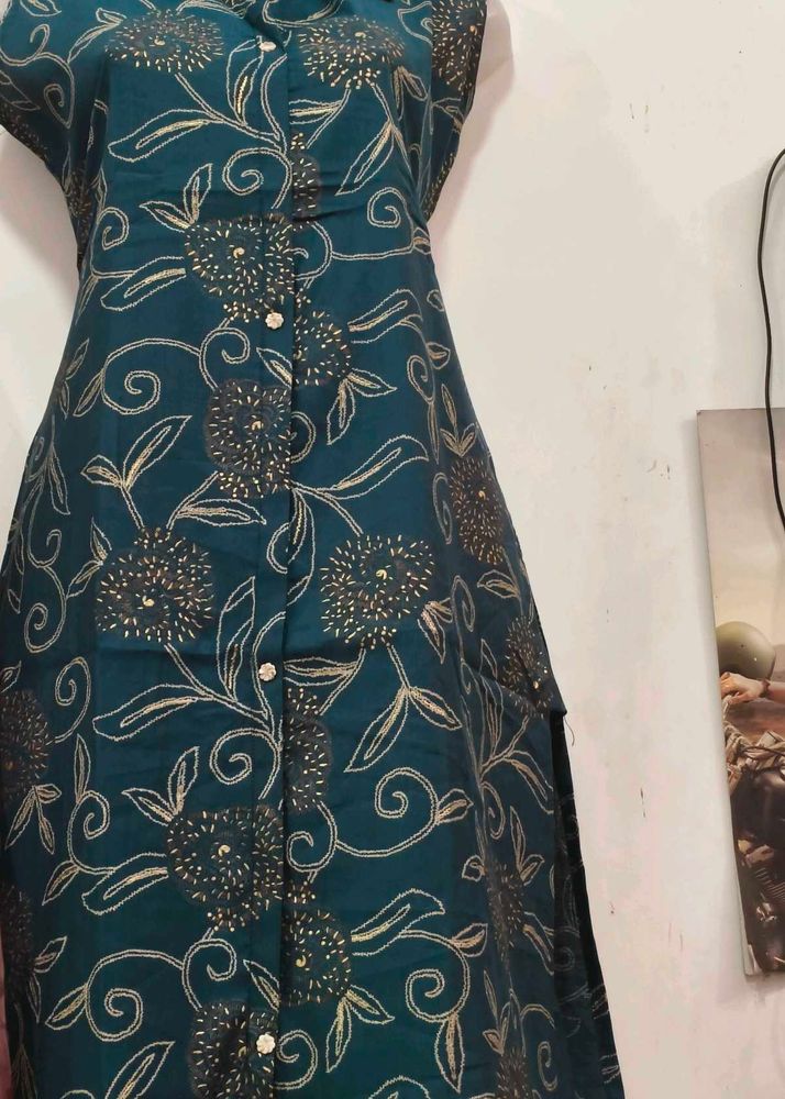 Floral Printed Kurti Set