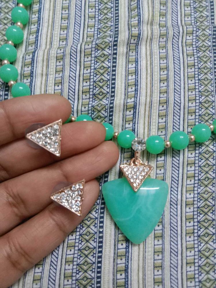 Pearl Necklace With Earrings And Bracelet Set