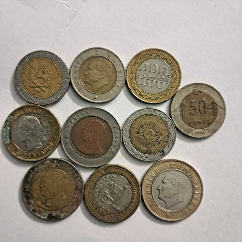 10BiMetallicForeignCoins