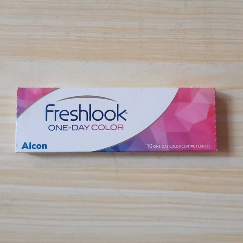 Green Freshlook Contact Lens