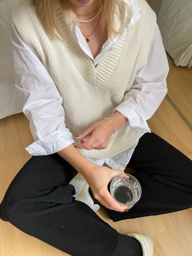 H&amp;M Knitted Sweater Vest