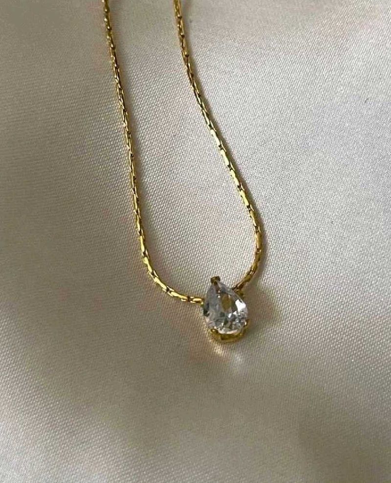 solitaire teardrop pendant anti tarnish