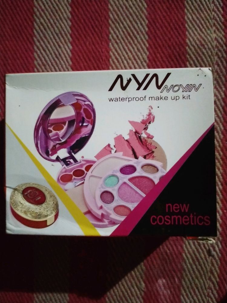 Waterproof Makeup Kit