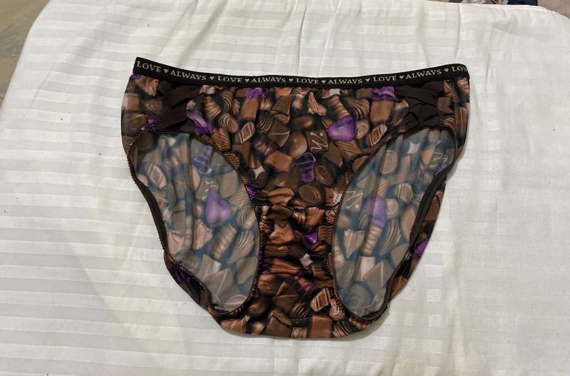 Chocolate Print Briefs 32-36