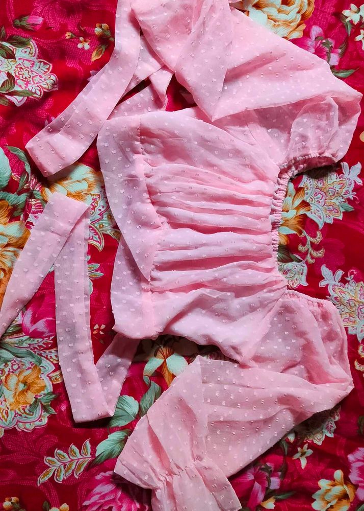 Babe pink puffy crop top 🫴🏼💗