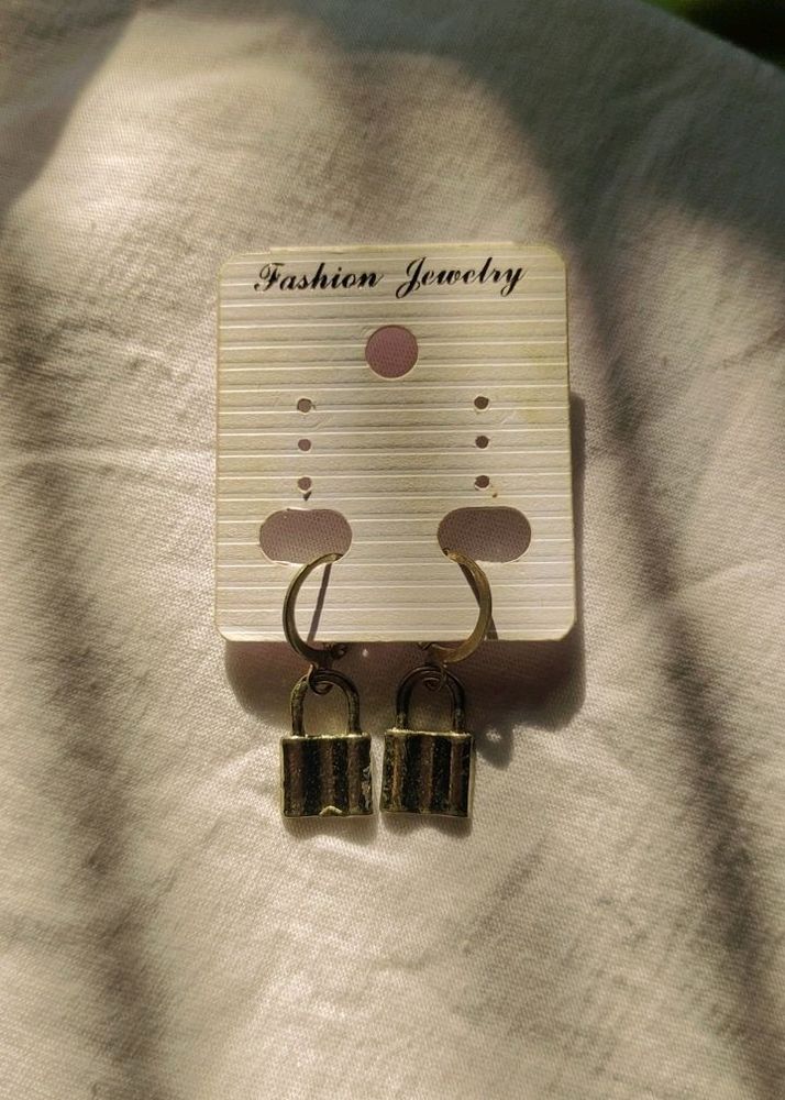 Lock Earring