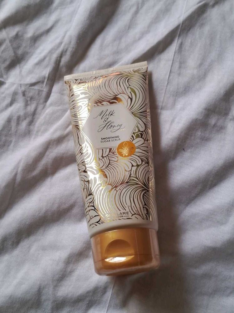 Oriflame Milk &amp; Honey Sugar Scrub