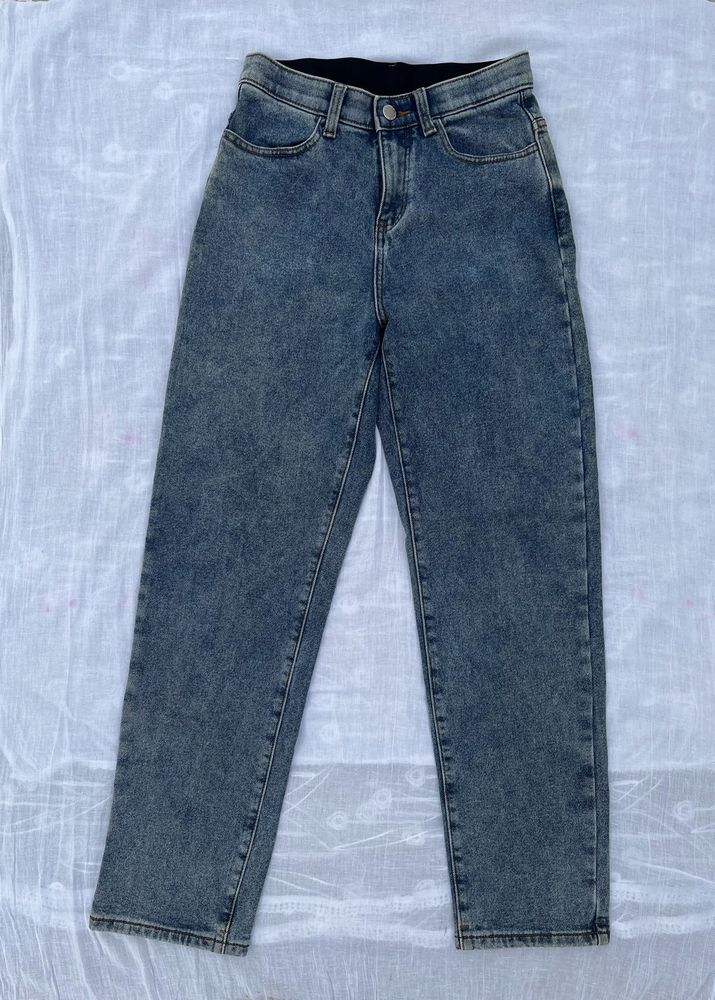 Acid Wash Straight Leg Jeans